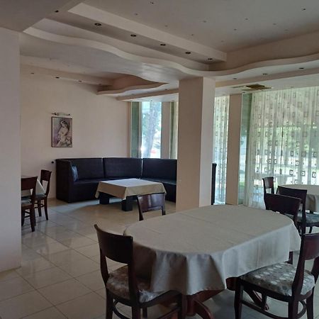 Интернационал Hotel Kulata Luaran gambar